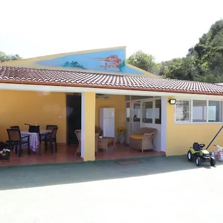 Colle Con Piscina Privata Holiday home *