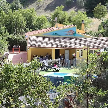 Dom wakacyjny Colle Con Piscina Privata *